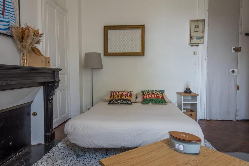Appartement Le Petit Cosy à Angers Extérieur photo